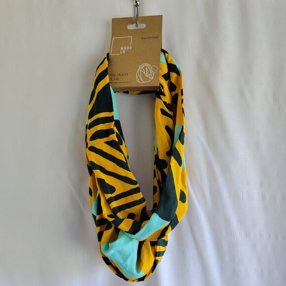 WNDR LN Printed Travel Scarf with Built-In Zipper Pocket NEW WITH TAGS - Picture 2 of 7